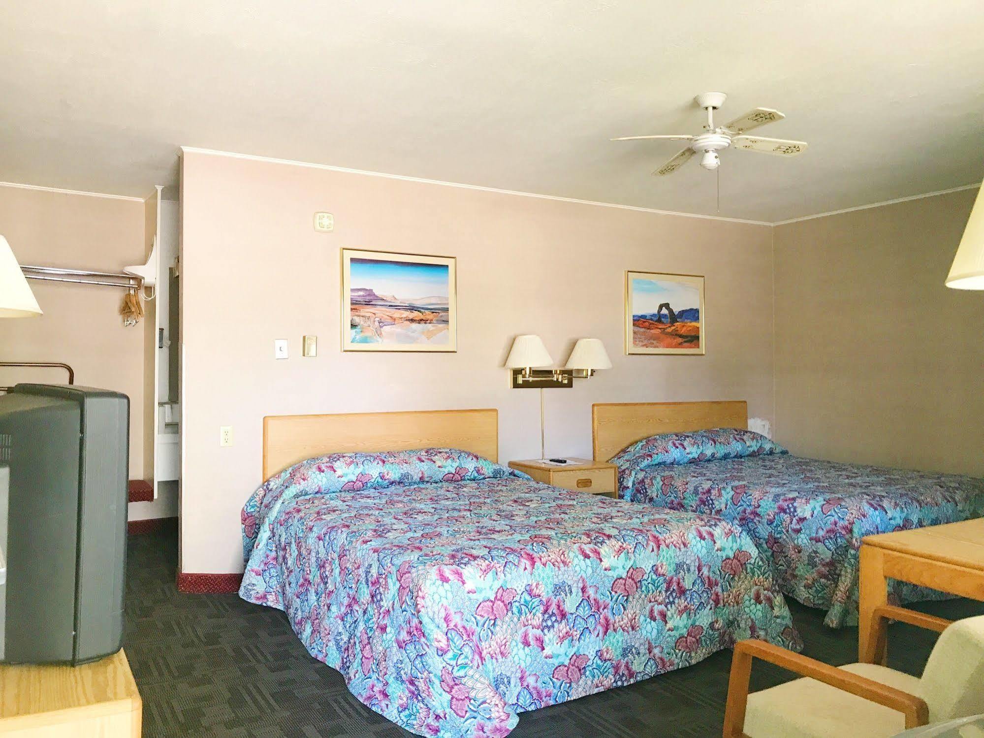 Appletree Inn Richfield Ngoại thất bức ảnh